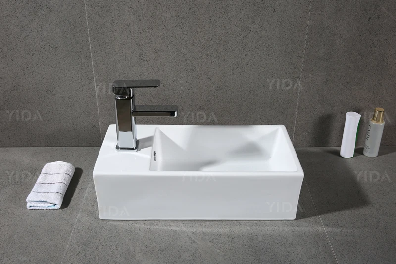 353A2222.jpg