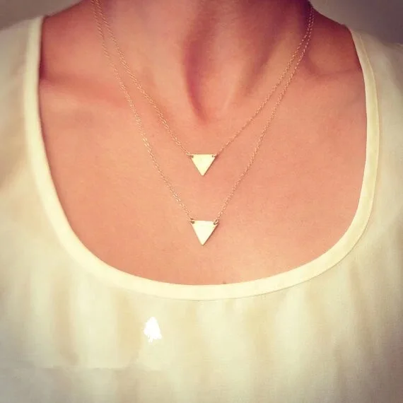 

Free shipping Simple Design Charming gold triangle Pendant Necklace Factory Direct Sale