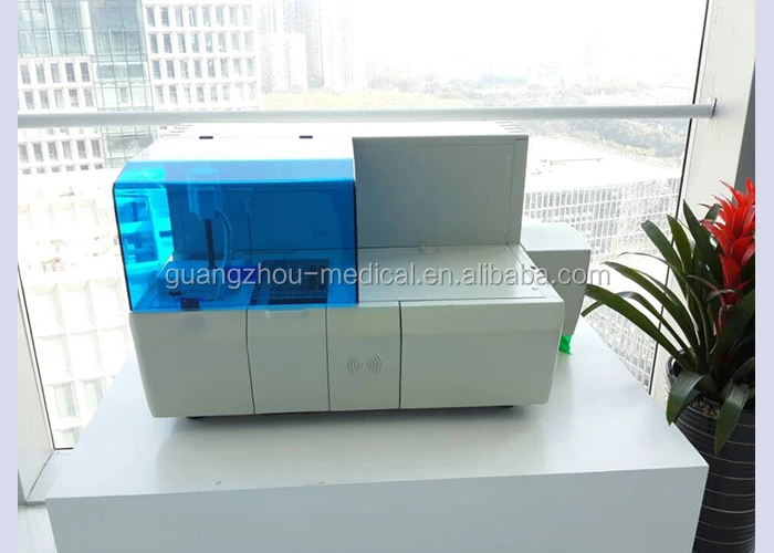 Automated immuno analyzer