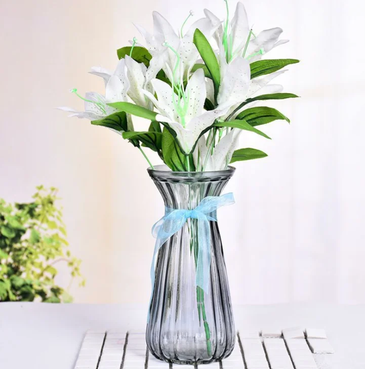 
Princess Sweet Style Modern Glass Vase Wholesale Pedestal Glass Vase Made In China 