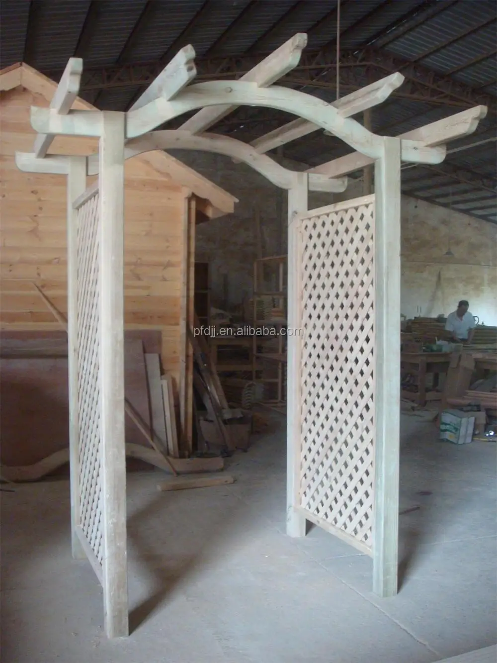 Smaller-pergola.JPG