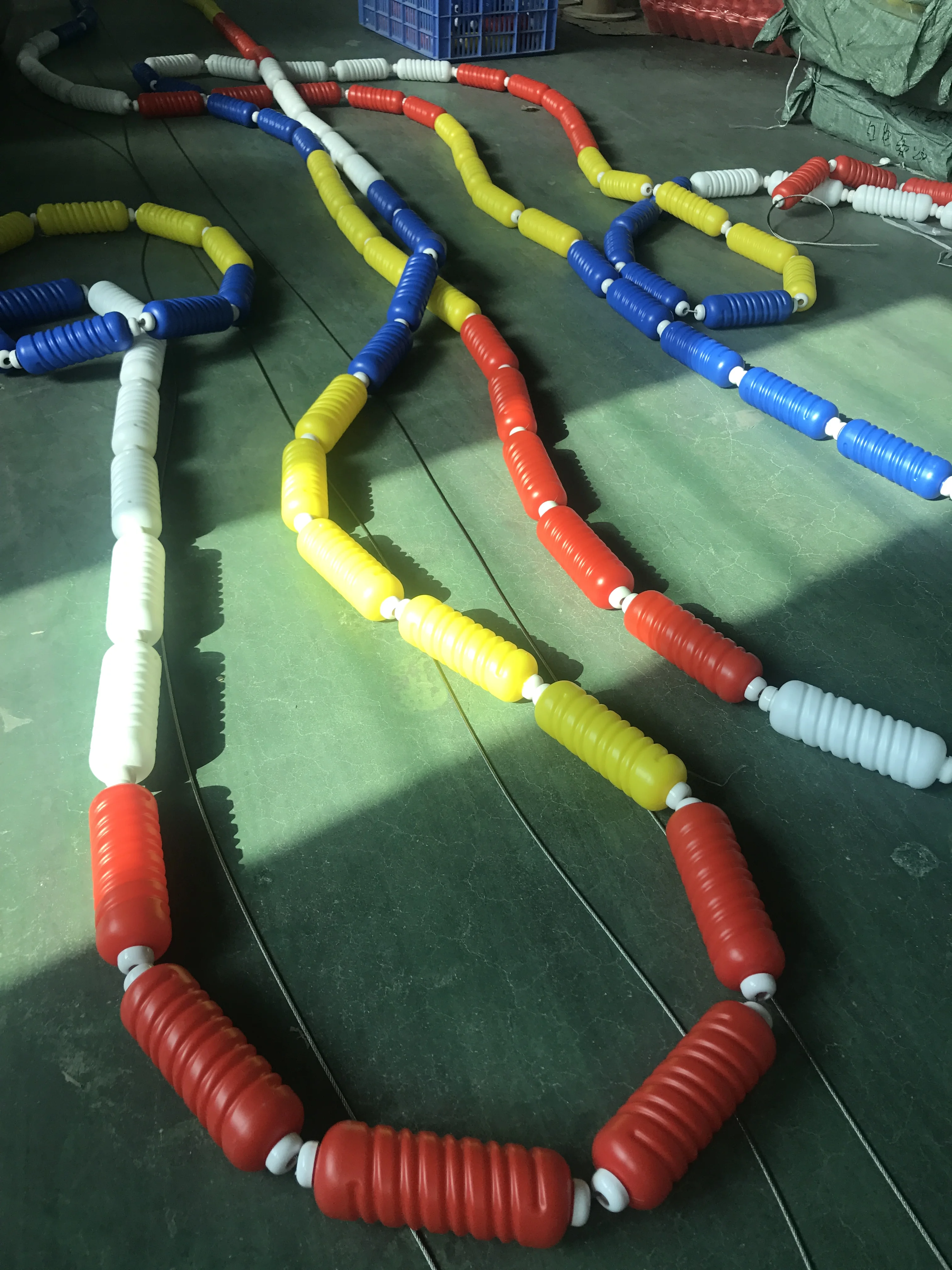 swimming lane ropes