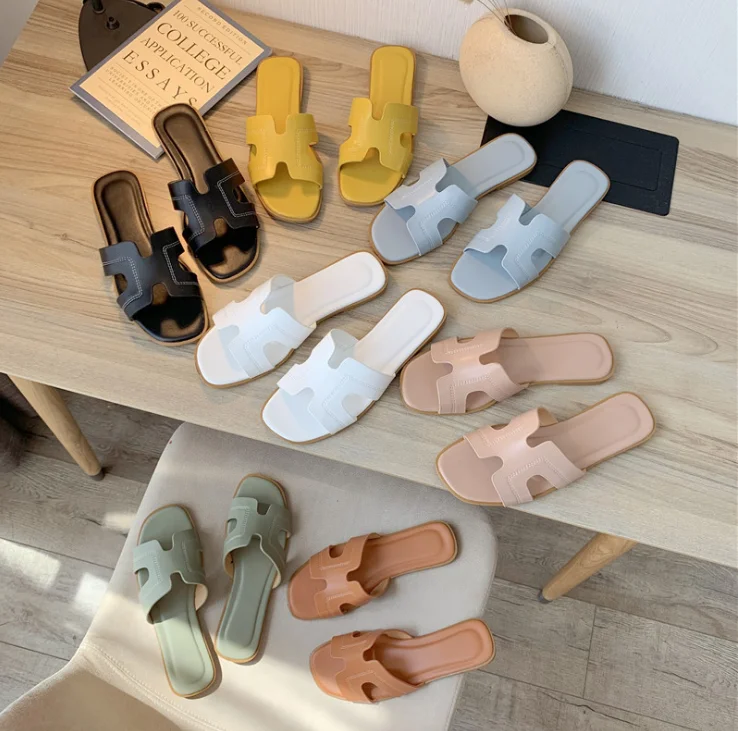 h style sandals