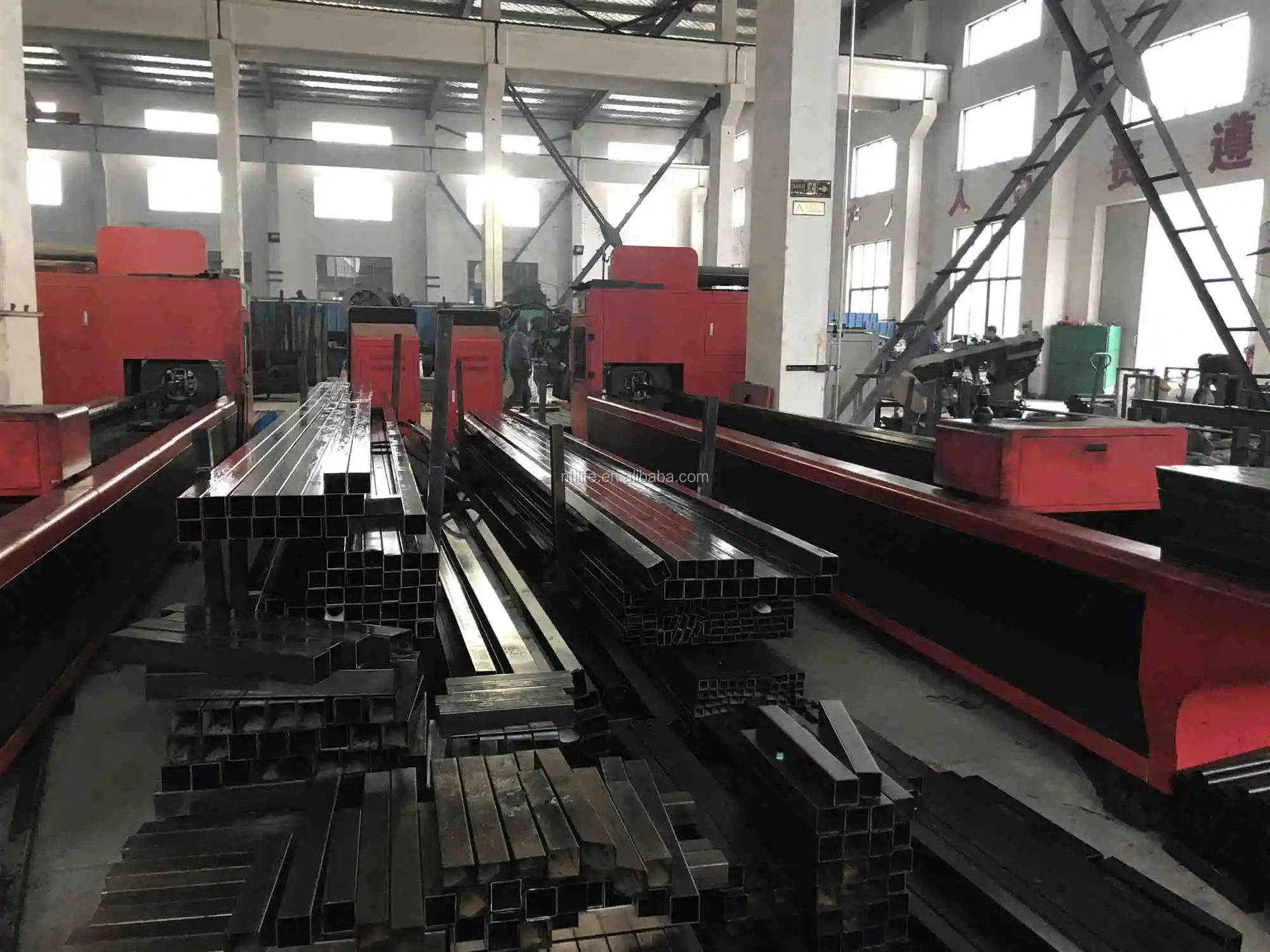 laser cutting machine.jpg