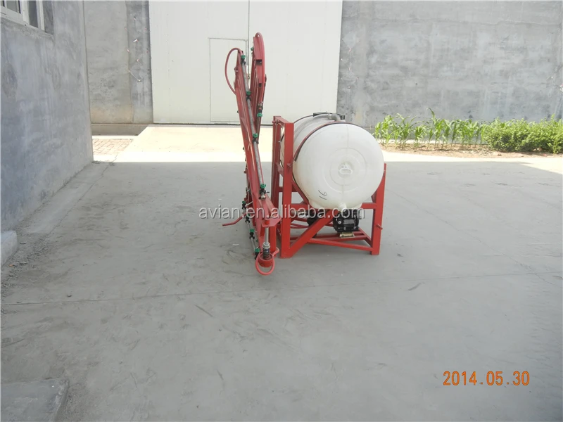 boom sprayer04.jpg