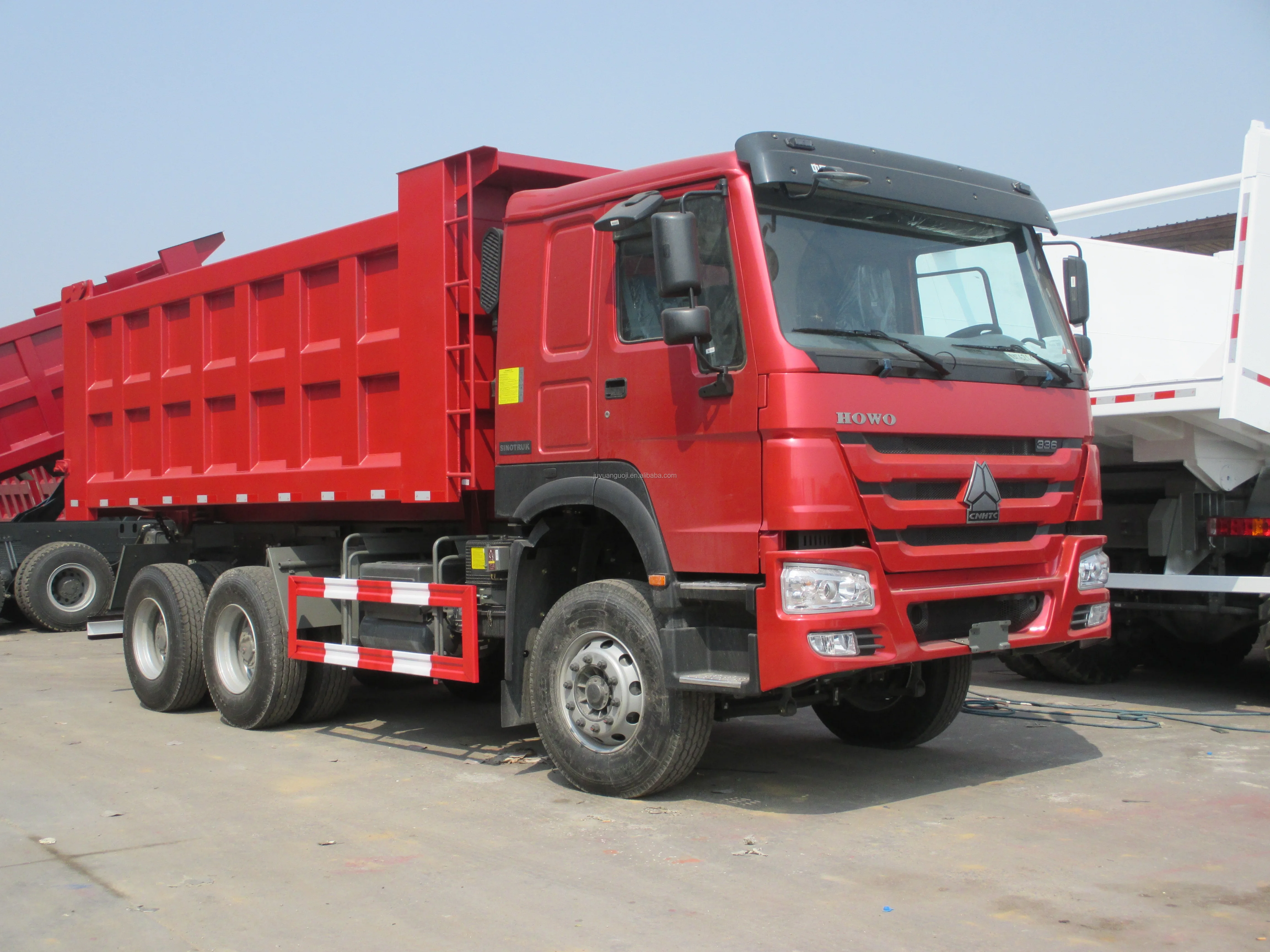 中国重汽 howo 6x4 液压缸自卸车和自卸车出售