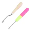 Wooden Bent Latch Hook Tool And Plastic Latch Hook Crochet Needle Crochet Tool
