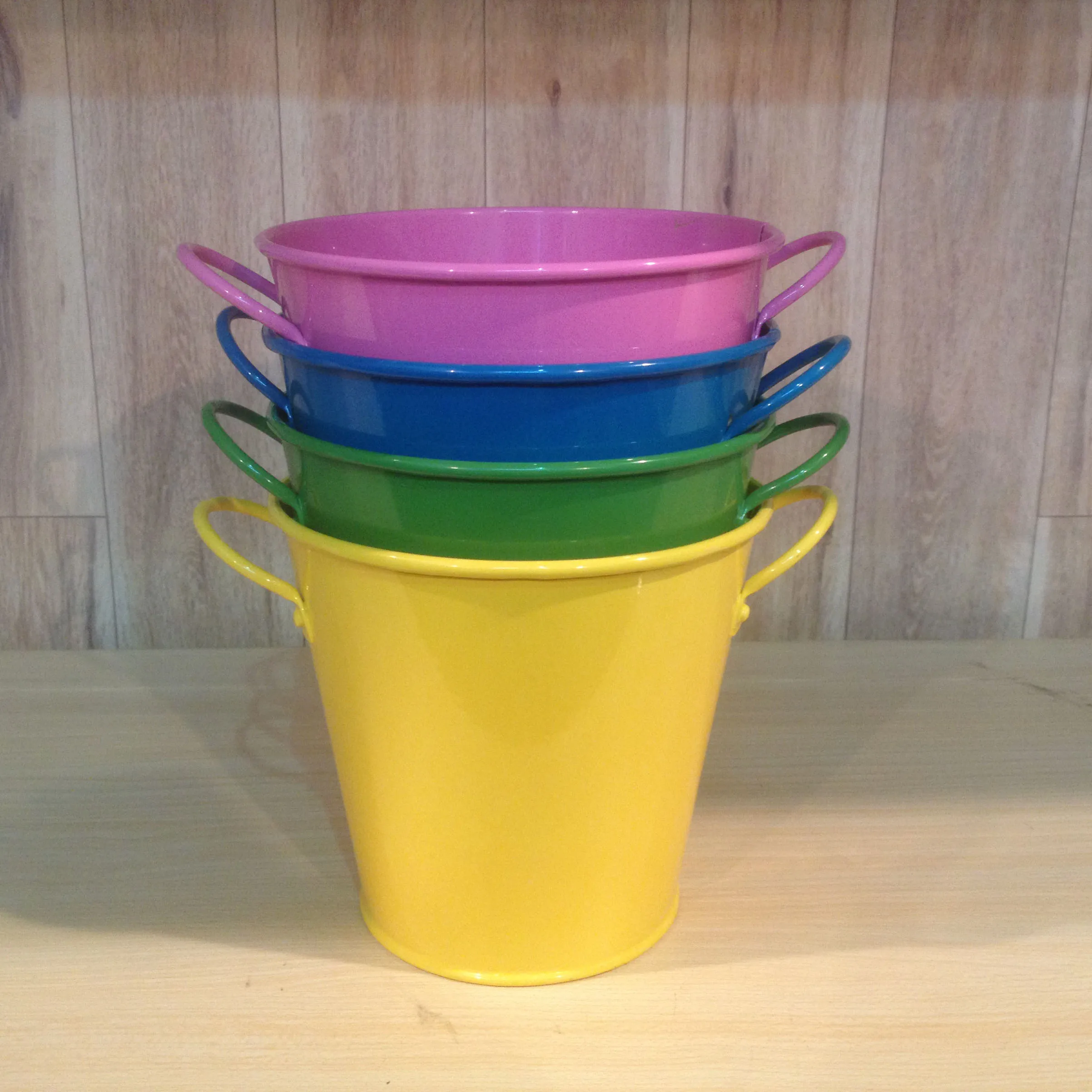 Colorful 5 Inch Small Metal Buckets Mini Pails For Party Favors Candy