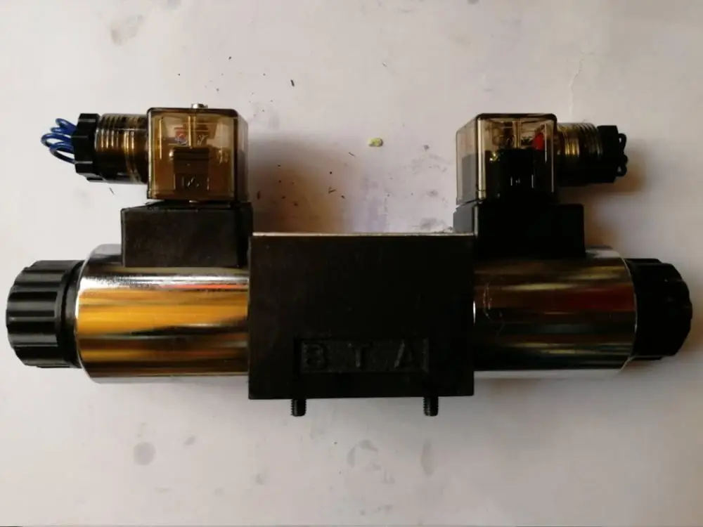 
solenoid valve 220v ac 24v dc 3 positon four way Directional Control Valve Hydraulic solenoid valves 