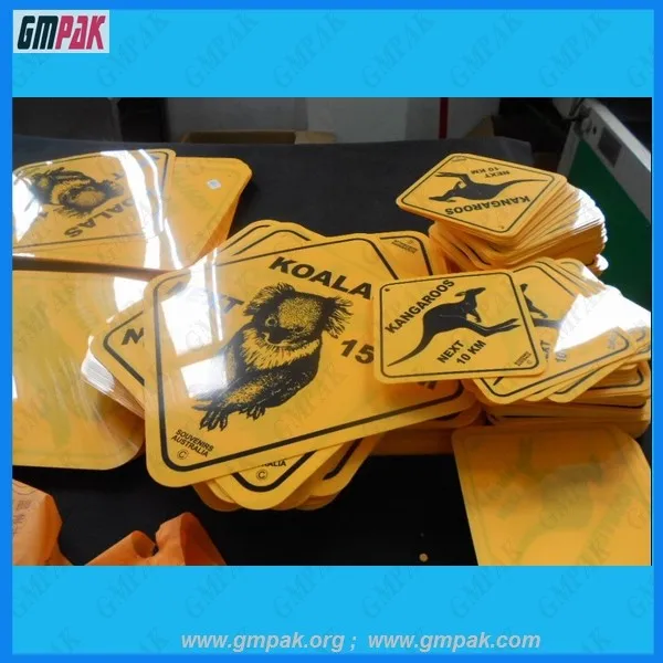 plastic suction cup car window sign for warning