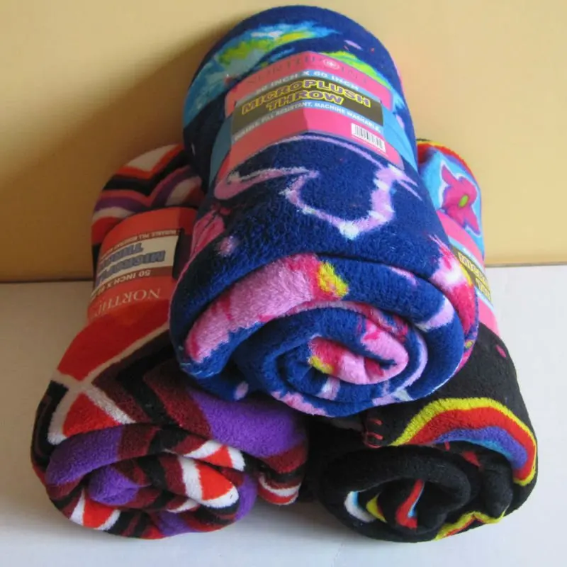 Coral Fleece Blanket 03.jpg