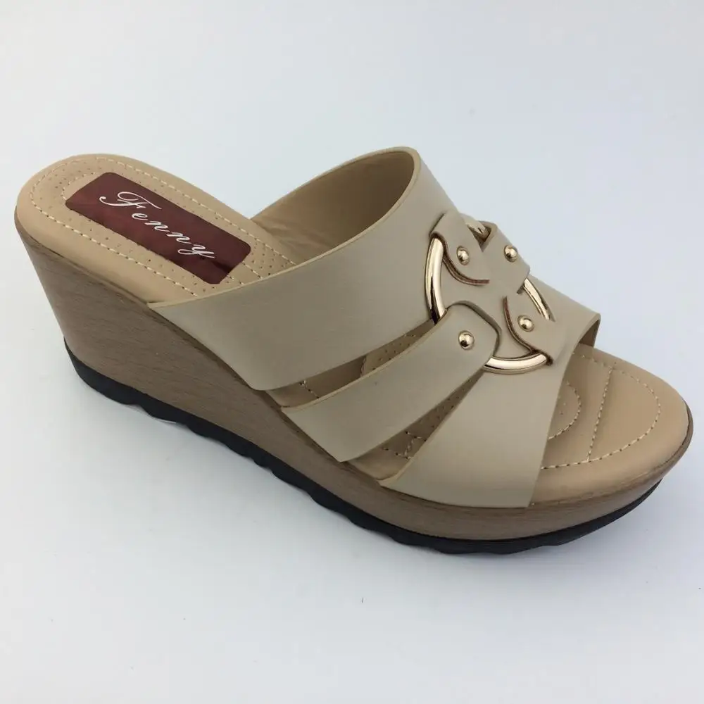 New Fashion Slipon Platform Wedge Sandal For Women Colour Black Used