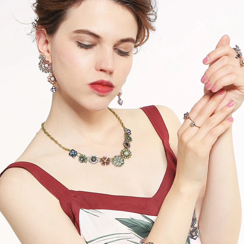 

Necklace Jewelry Women Chunky Bling Design Aquamarine Daisy Opal Stone Fruits Pink Fashion Mood Virgencita De Guadalupe 2020