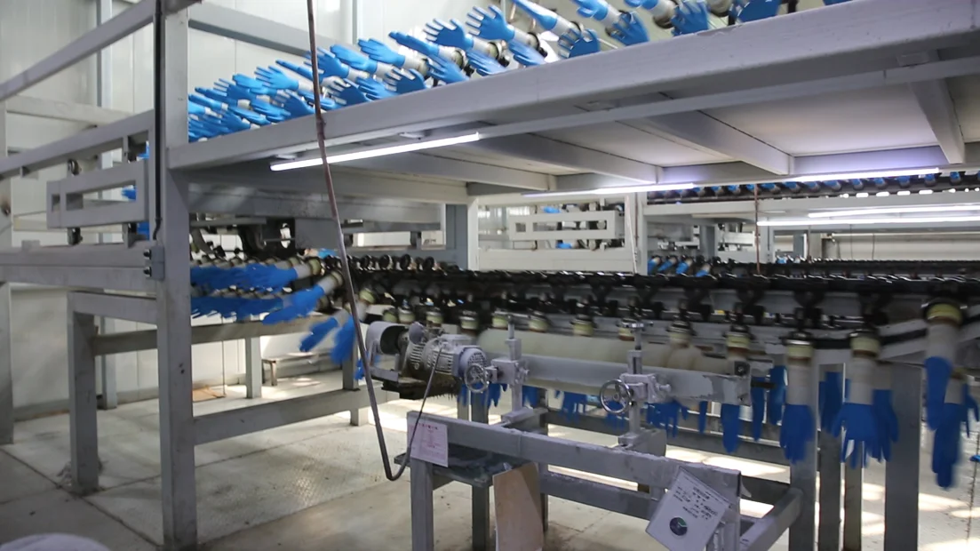 中国最新的高品质廉价医用乳胶橡胶手套机生产线与剥皮机