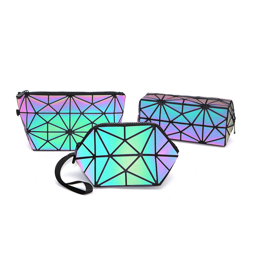 

Geometric pvc holographic bag Zipper Women Luminous Ladies Cosmetics set case Organizer Folding toilet Make Up Bag