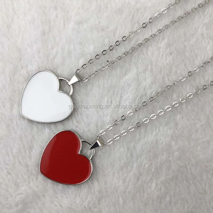 Heart pendent necklace.jpg