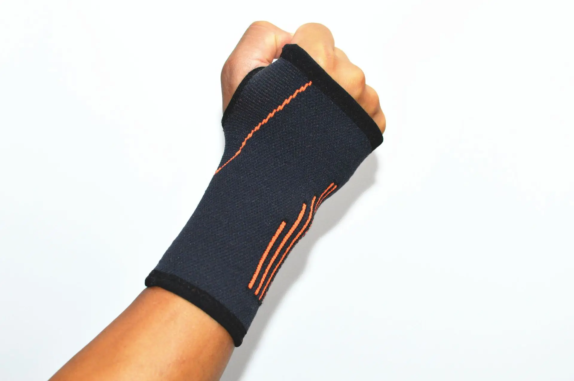 2 Palm Wrist Hand Brace Elastic Support Carpal Tunnel Tendonitis Pain ...