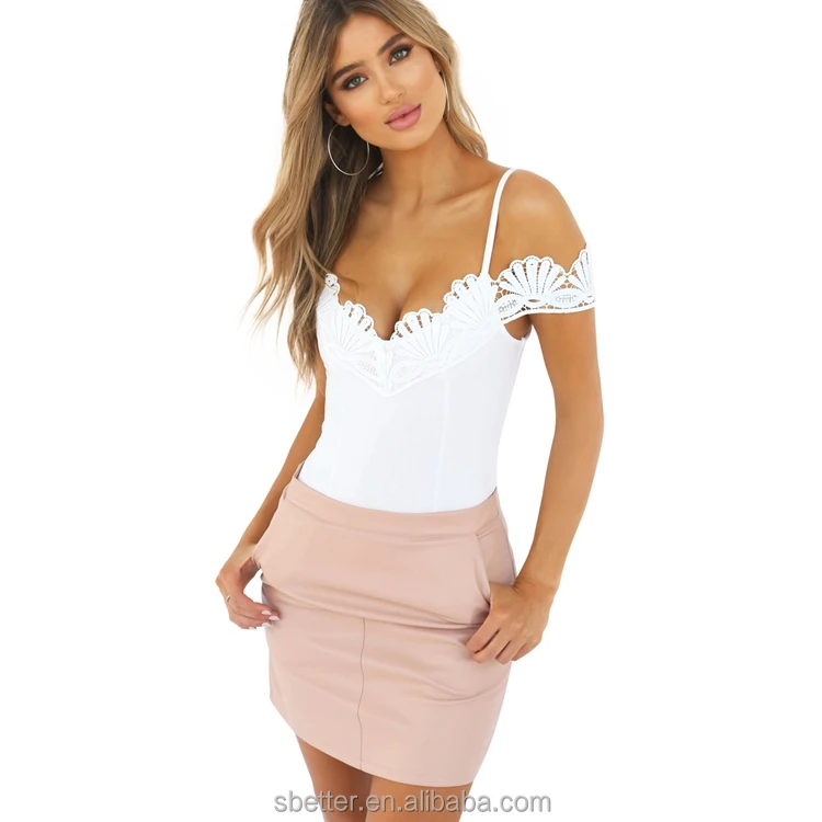 

Summer Sexy Low-cut lace T-shirts Tank Top Sleeveless V-neck Camisole Tops Women's Vest