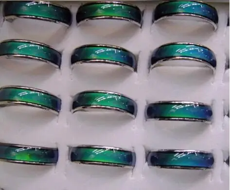 

Hot MOOD Rings mood ring changes color to the temperature of your blood 6mm in width mix size, N/a