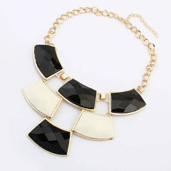 polyester resin jewelry