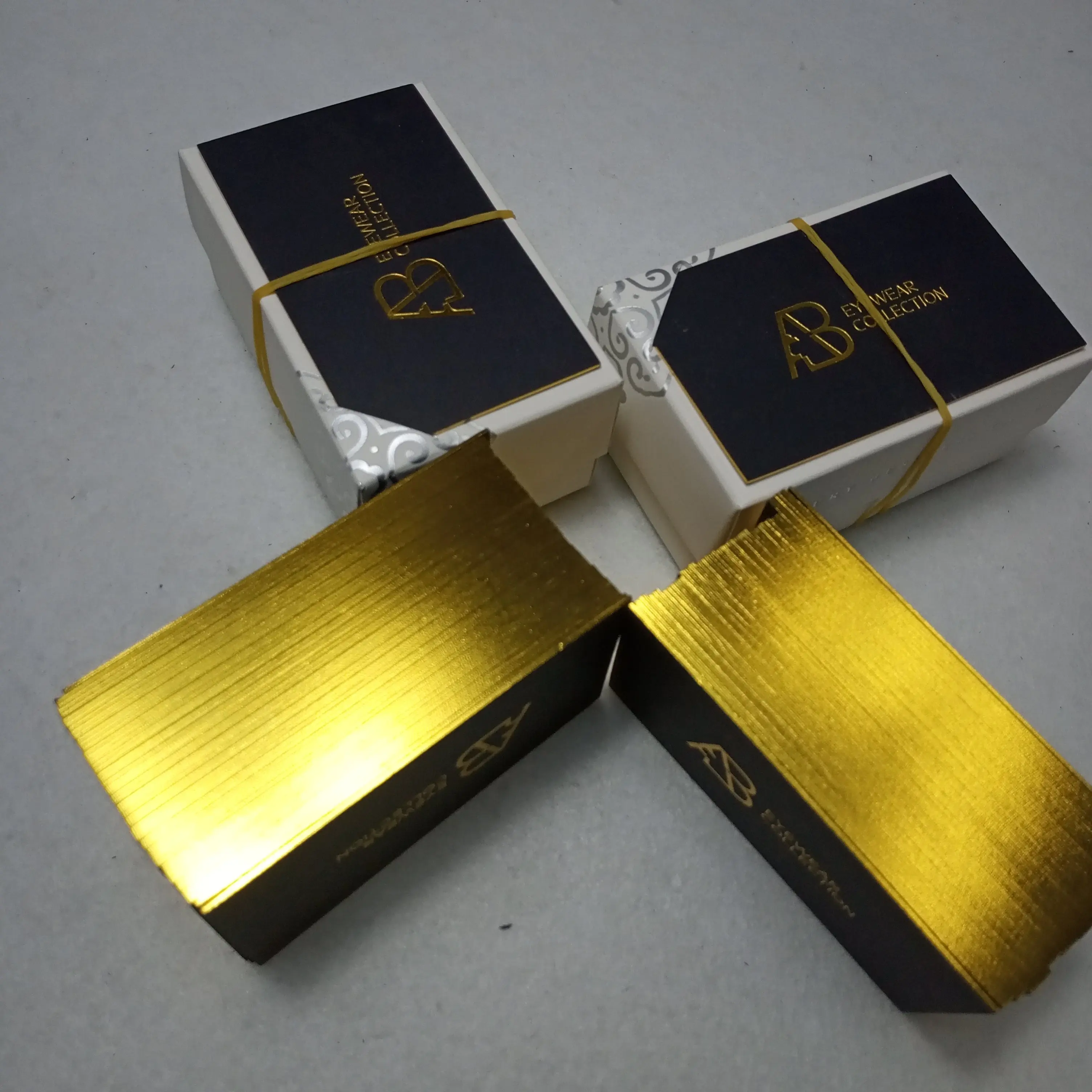 Luxury Hot Stamping Gold Foil Black Cardboard Business Cards Visiting