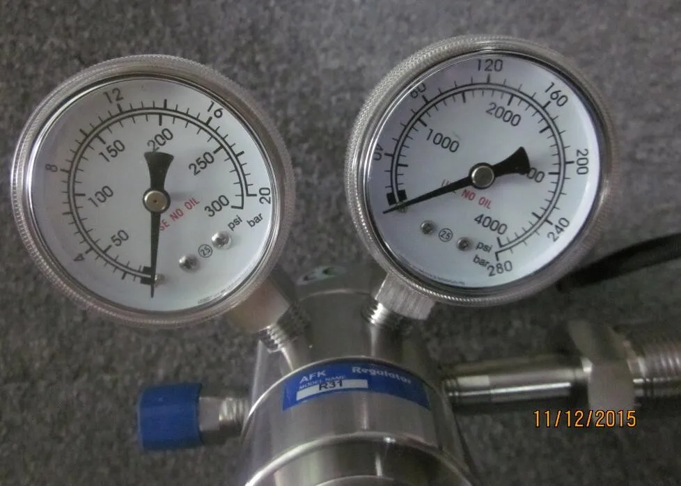 Dual Gauge Dual Stage Nitrogen High Pressure Stainless Steel Regulator