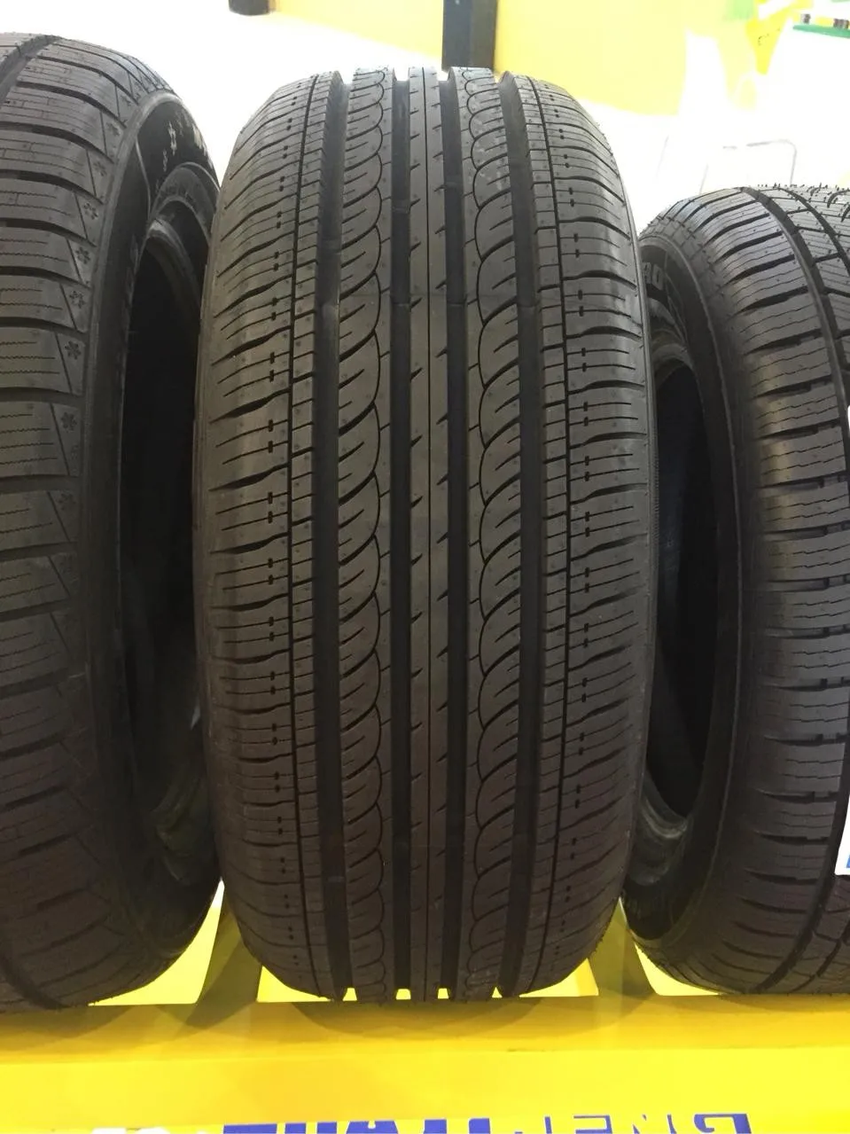 Best Price Chinese Manufacture Wholesale Passenger Radial Passenger Car