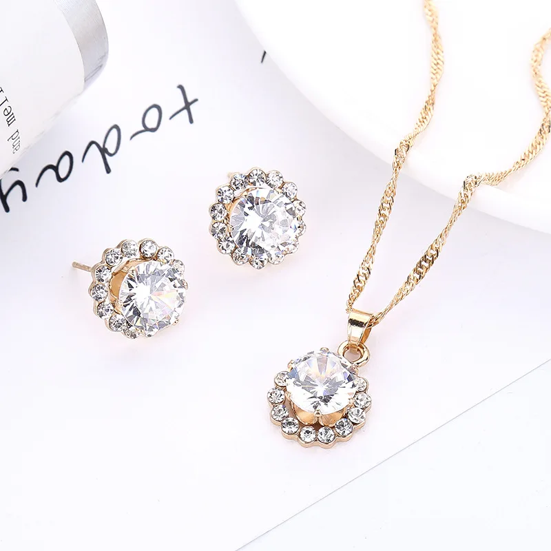 

Romantic Diamond Earrings And Necklace Jewelry Set Gemstone Pendant Necklace Crystal Women Bride Wedding Jewelry