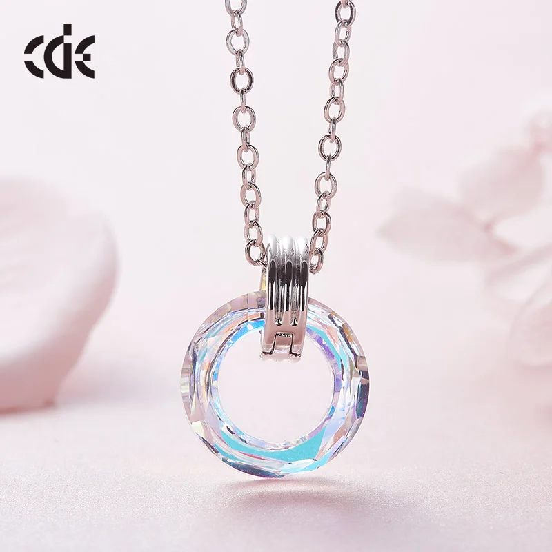 

Women Fashion Europe Jewelry Glitter Gemstone Pendant Necklace