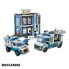 NEW CITY Building Blocks Play Set Bank Bomb Police Chase Game