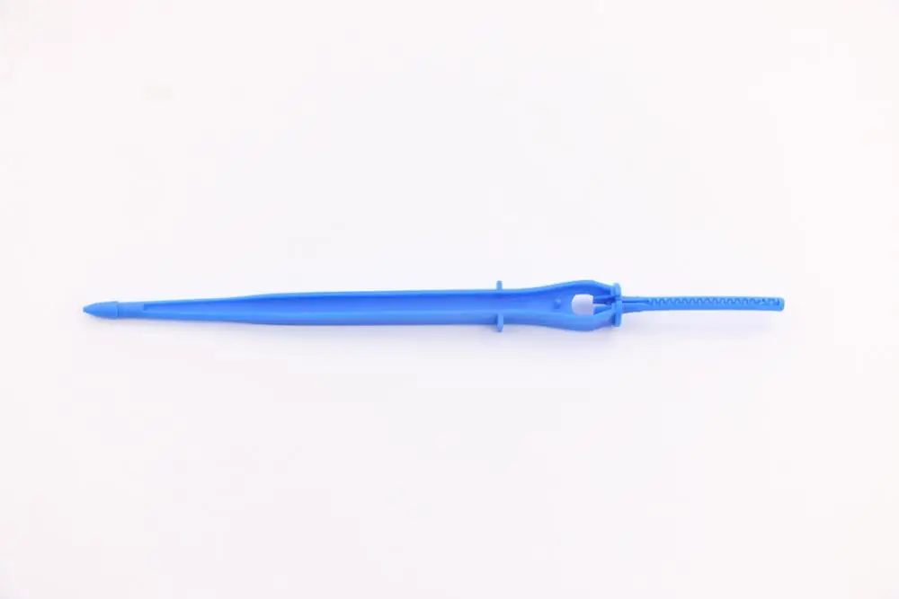 Goutteur flèche à quatre branches pour irrigation goutte-à-goutte, avec tube et goutteur PC