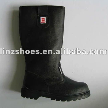 PVC rain boots with composite toecap