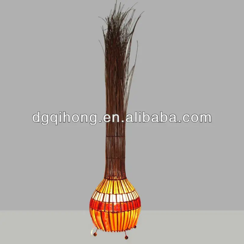 
weaving grass floor lamp 