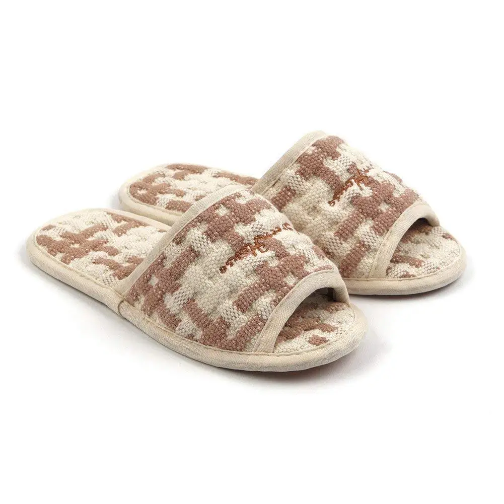 Yiwant Slippers Comfort Panda Cotton Washable Flat Closed Toe Indoor Shoes with Non-Slip Sole For Family