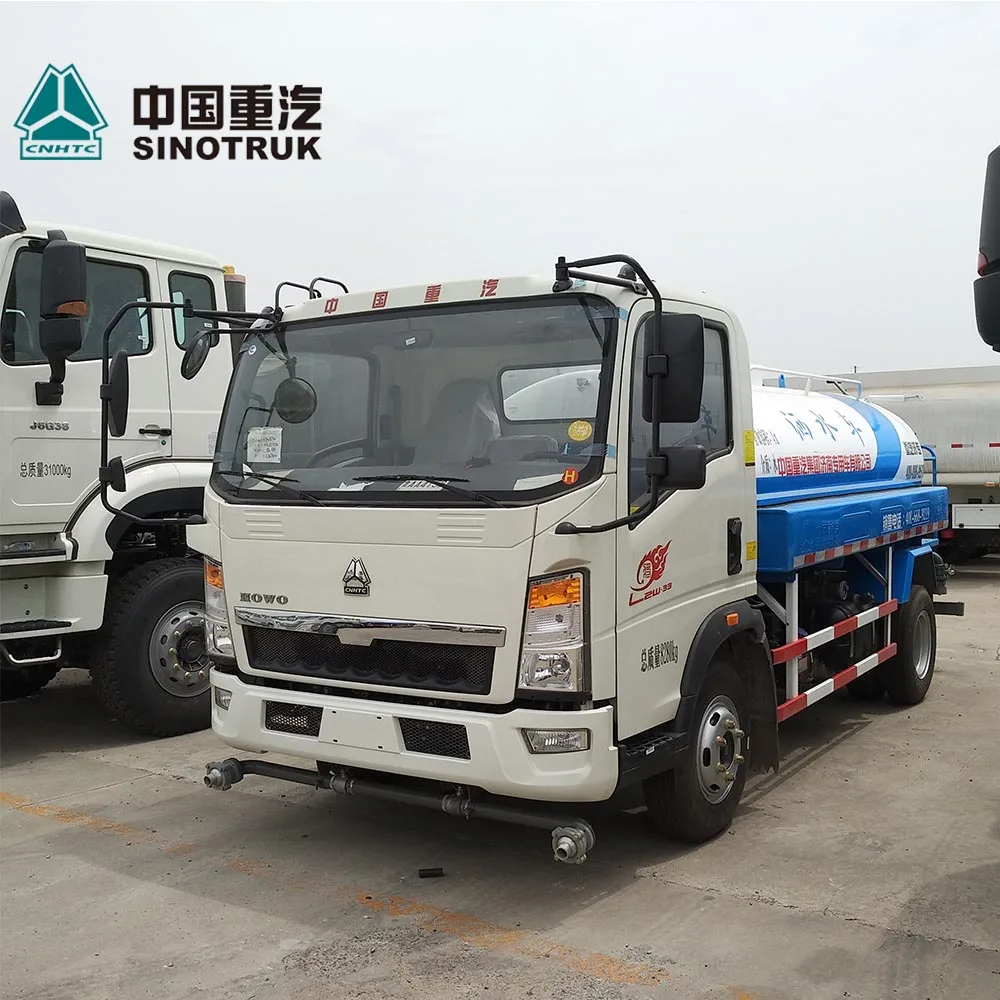 SINOTRUK 6 wheeler 5000 10000 liters howo water tank truck price
