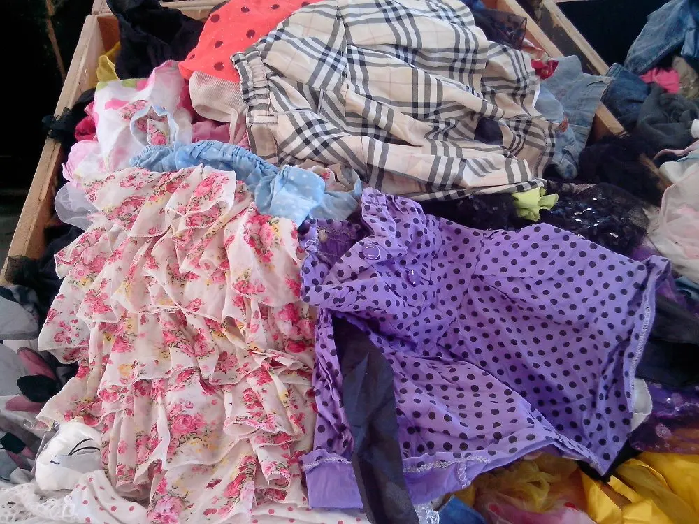 Used Clothing Lots/used Clothing / Lady Winter Coat For Morning And