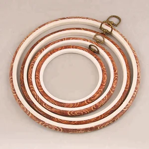 CS001 4PCS Embroidery Hoops Cross Stitch Hoop Ring Imitated Wood Circle Set Display Frame