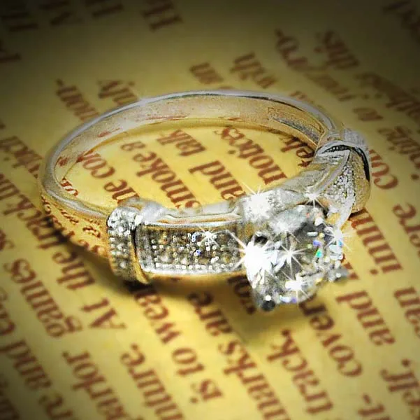 

1 dollar on stock costume wedding ring jewelry women