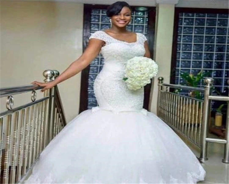 2019 Fashion O-Neck Short Sleeve Crystal Appliqued Mermaid Wedding Dress
2019 Fashion O-Neck Short Sleeve Crystal Appliqued Mermaid Wedding Dress