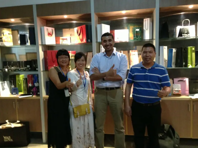 Tea white custom paper bag with ribbon Alibaba China wholesale