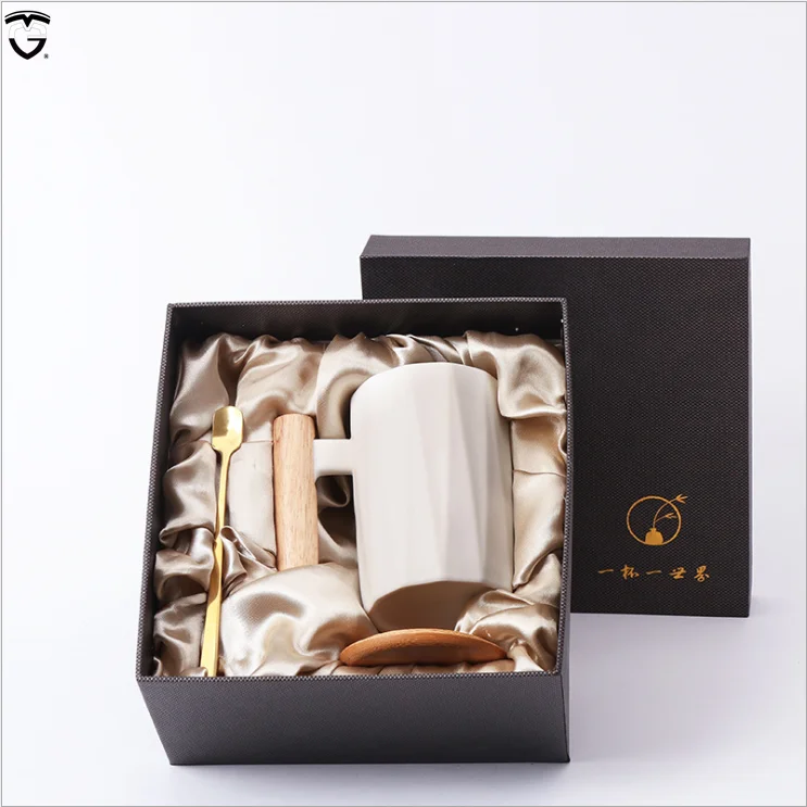 Creative Wood Coffee Fashion Mugs Individuality Water Lovers Pair Cup Covered Spoon ceramic gift mug with wooden handle lid