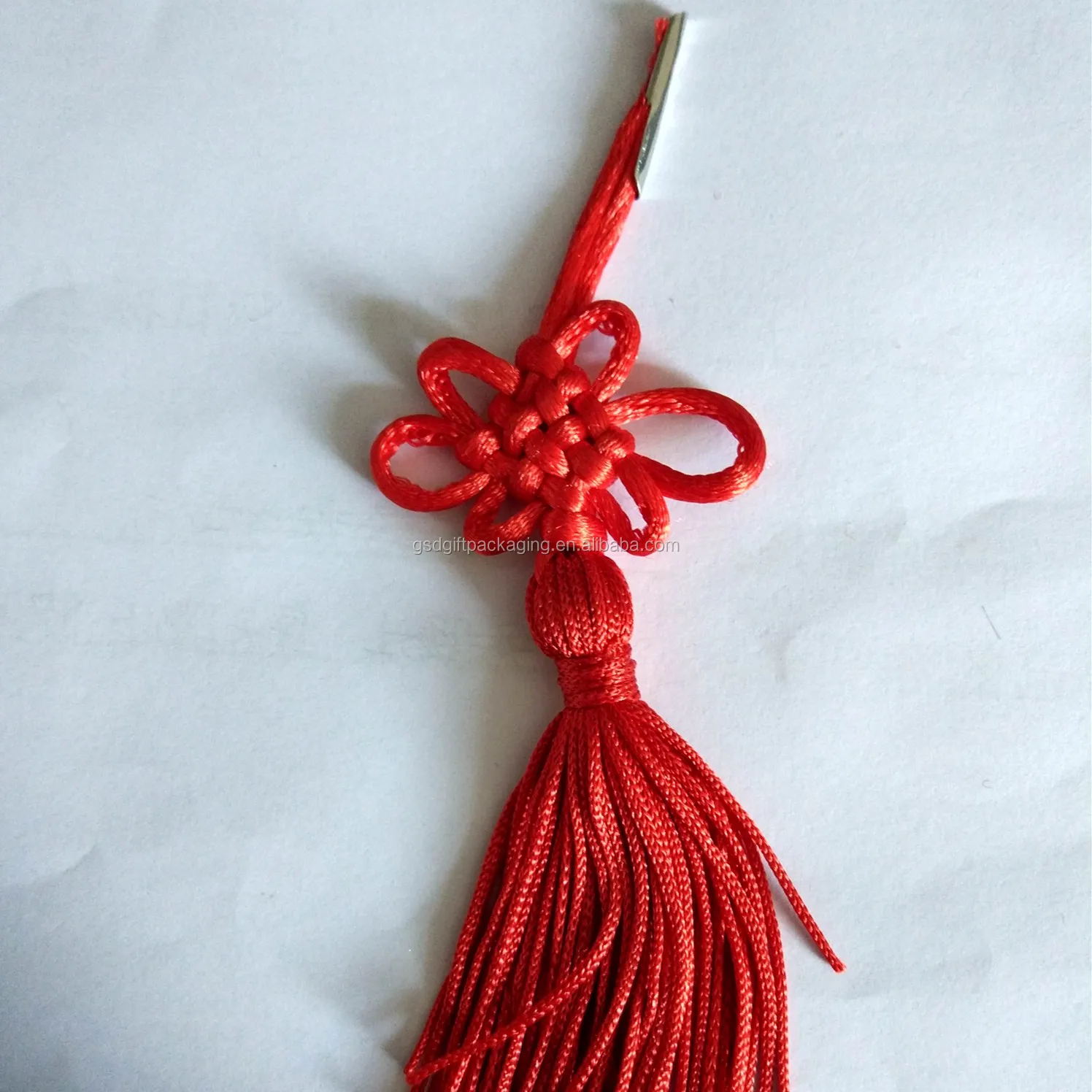 Traditional  Cheap Chinese  Knot Tassels  With Metal Clip .jpg