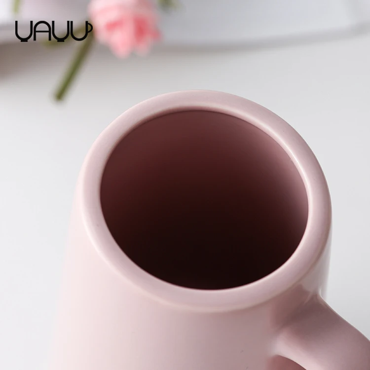 Nordic style table decoration matte pink ceramic custom wedding flower tall vase for home hotel .jpg