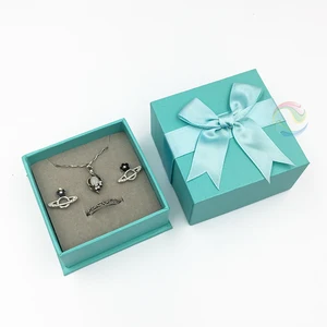 Luxury Blue Paper Cardboard Gift Necklace Jewelry Box Packaging 2