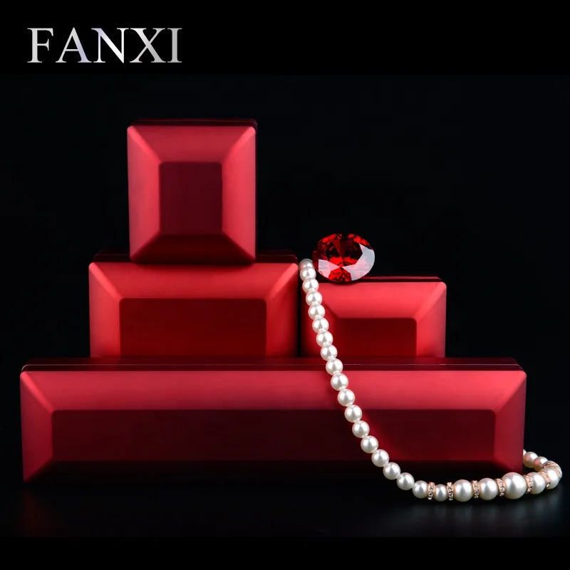 

FANXI China Direct Buy China Fashion White Long Plush Insert Red Plastic Display Jewelry Packing Showcase Led Ring Box, Red available or custom