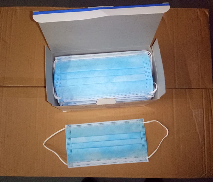 Face Mask with earloops 3 layers non sterile Non Woven Disposable Surgical