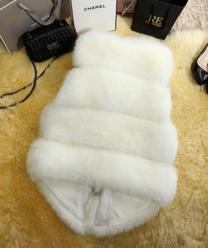 
Hot Selling Elegance Fashion Clothing V Neck Warm European Coat Winter Vest Women Faux Fur Lining Cheap Turkey Fur Coat 