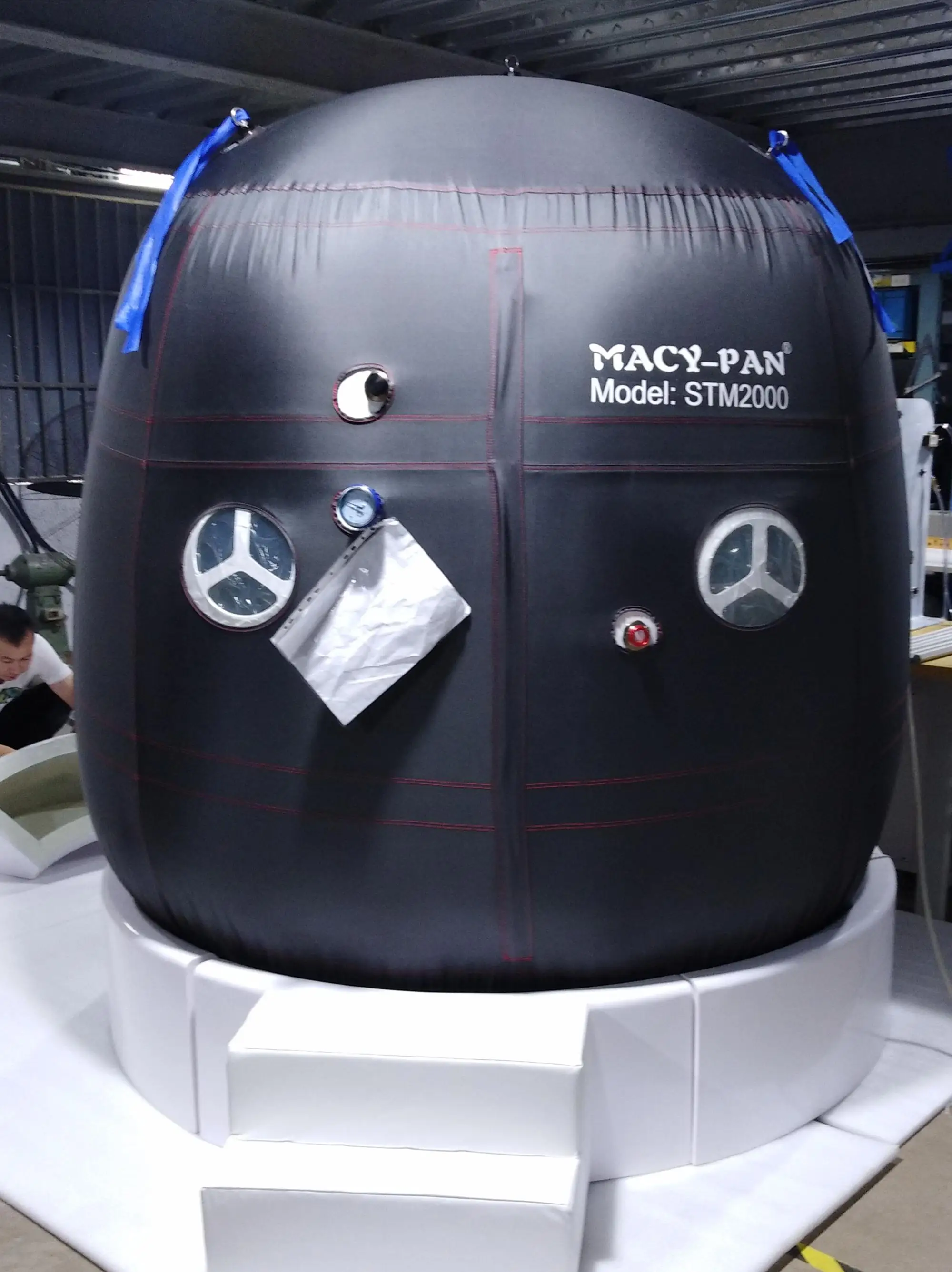 Macy-Pan Biggest Model hyperbaric oxygen chamber