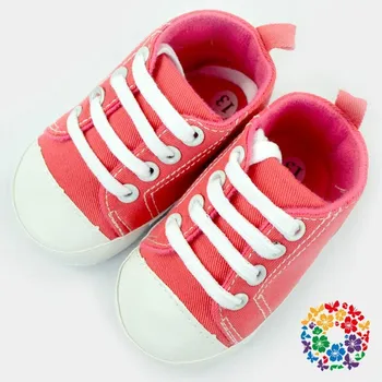 red baby shoes girl