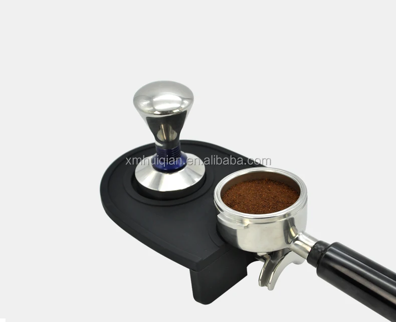 

Thickening and durable Black and brown silicon tamping mat